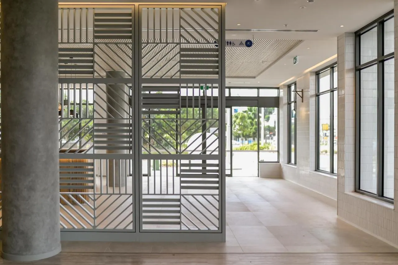 Hotel Holiday Inn Express & Suites Sunshine Coast By Ihg Maroochydore